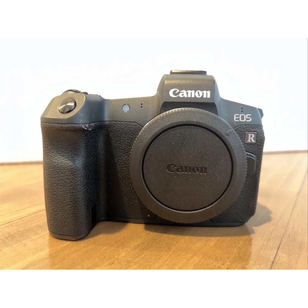 Canon R 30 Megapixels 4K videos